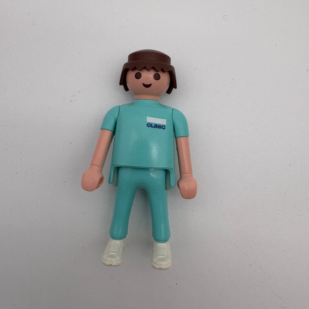 Vintage 1992 Playmobil Geobra Medical Clinic Doctor Nurse Figure Teal Scrubs